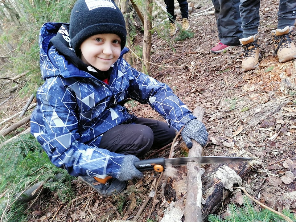 Zimowa Kolonia z Elementami Survivalu
