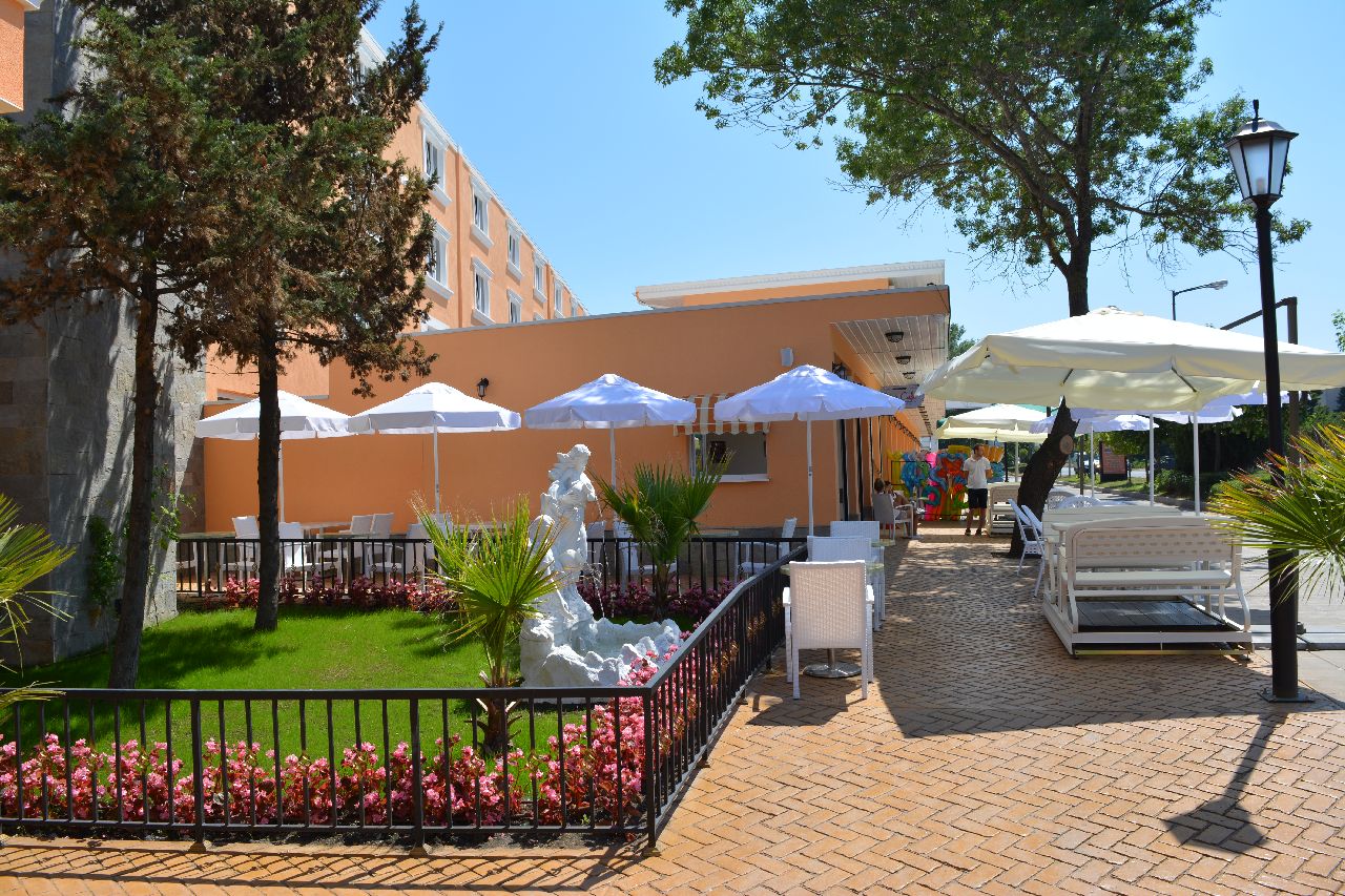 Hotel Riva (Słoneczny Brzeg) - wczasy
