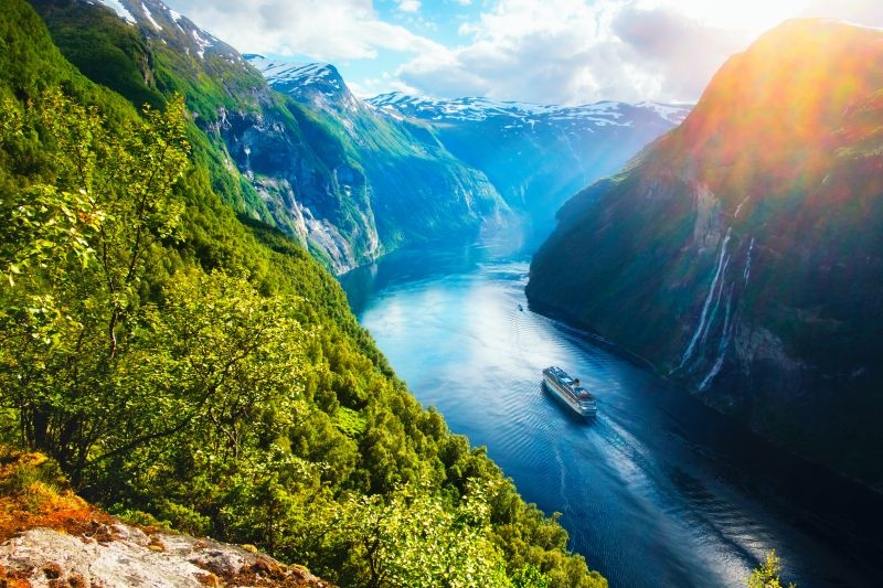 Rejs po Fiordach Norweskich z Polskim pilotem  - kabina z balkon classic