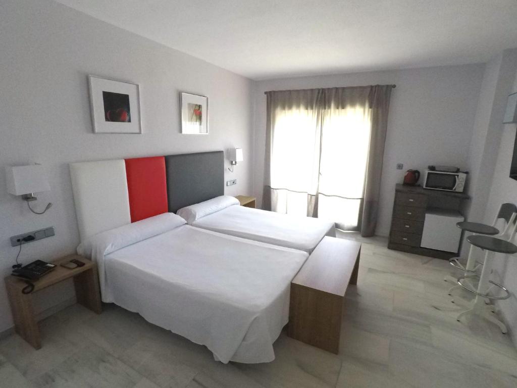Hiszpania - Andaluzja -  Malaga - obóz rekreacyjny wylot z Warszawy