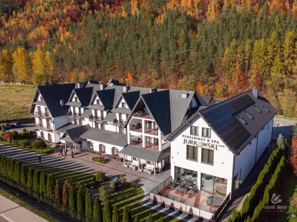 Rodzinne ferie zimowe u podnóża Gorców - PENSJONAT JURKOWSKI WELLNESS & SPA