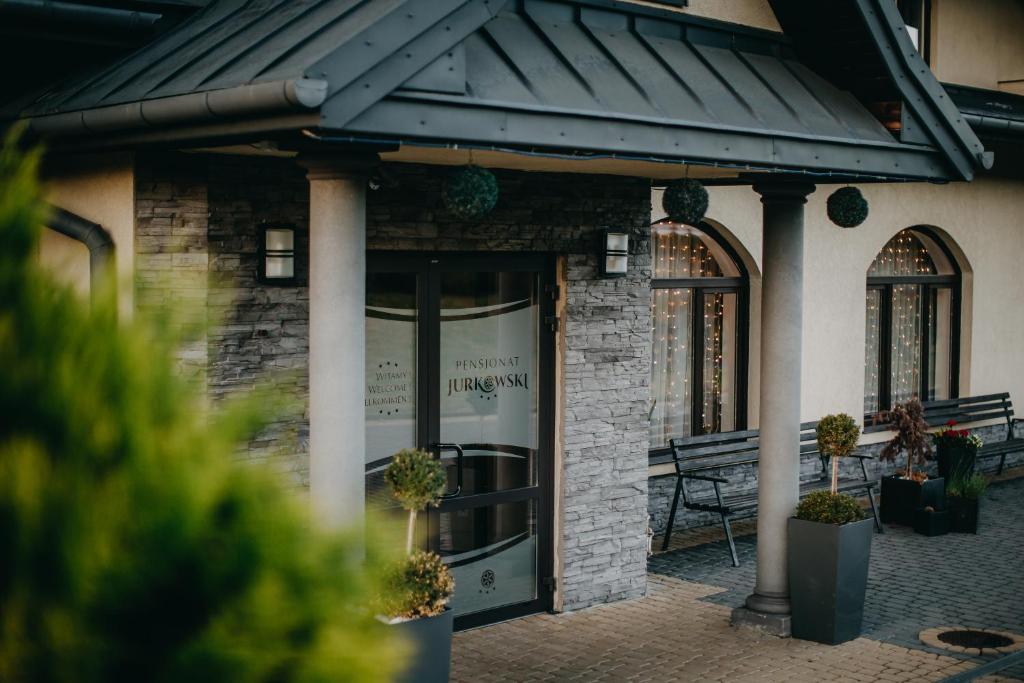 Rodzinne ferie zimowe u podnóża Gorców - PENSJONAT JURKOWSKI WELLNESS & SPA