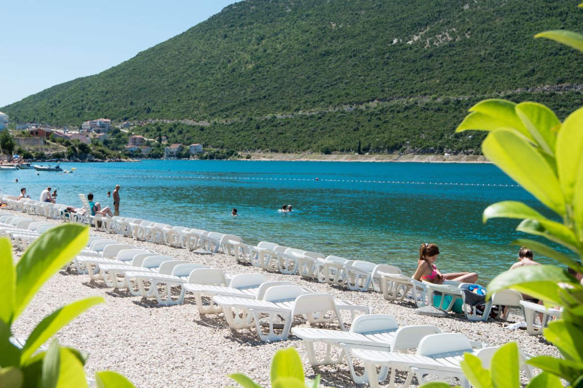 GRAND NEUM z noclegami tranzytowymi